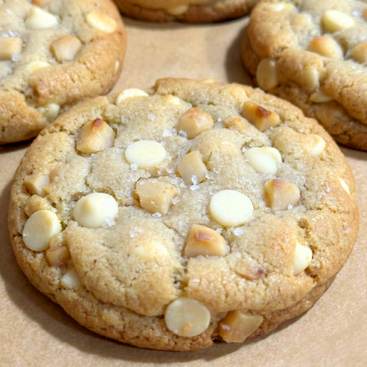 Sugar Free & Keto Friendly * White Chocolate Macadamia Nut Cookie - Cookie Jar (2 pk)