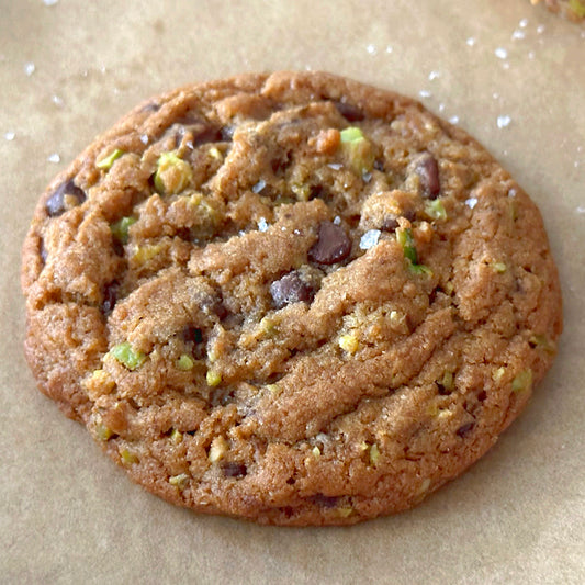 Vegan * Pistachio Chocolate Chip Cookies