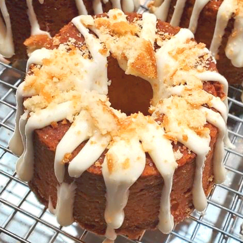 Banana Mini Bundt Cake