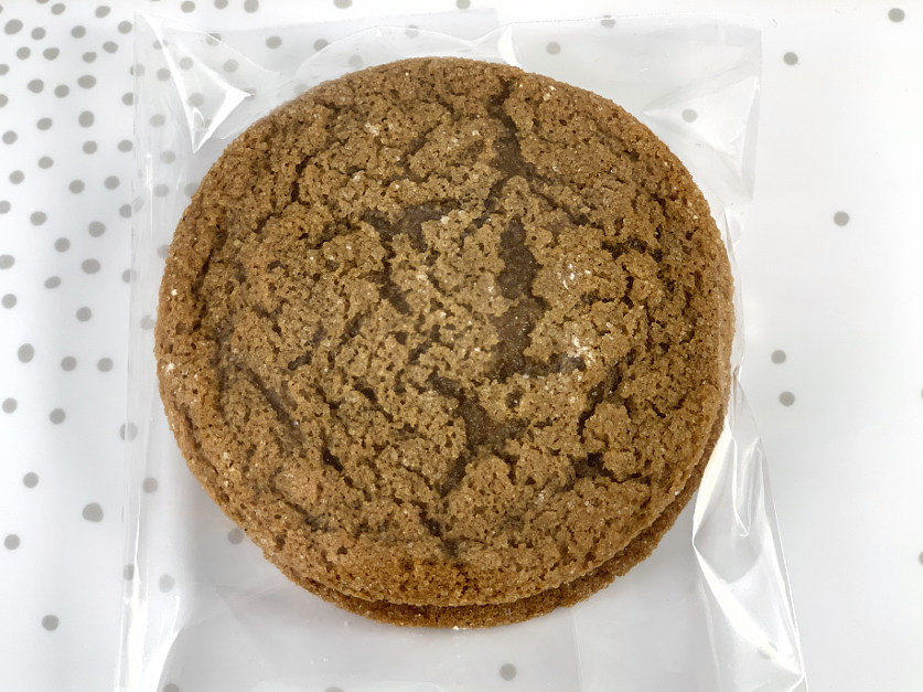 Spiced Molasses<br>Large Sandwich Cookie<br>